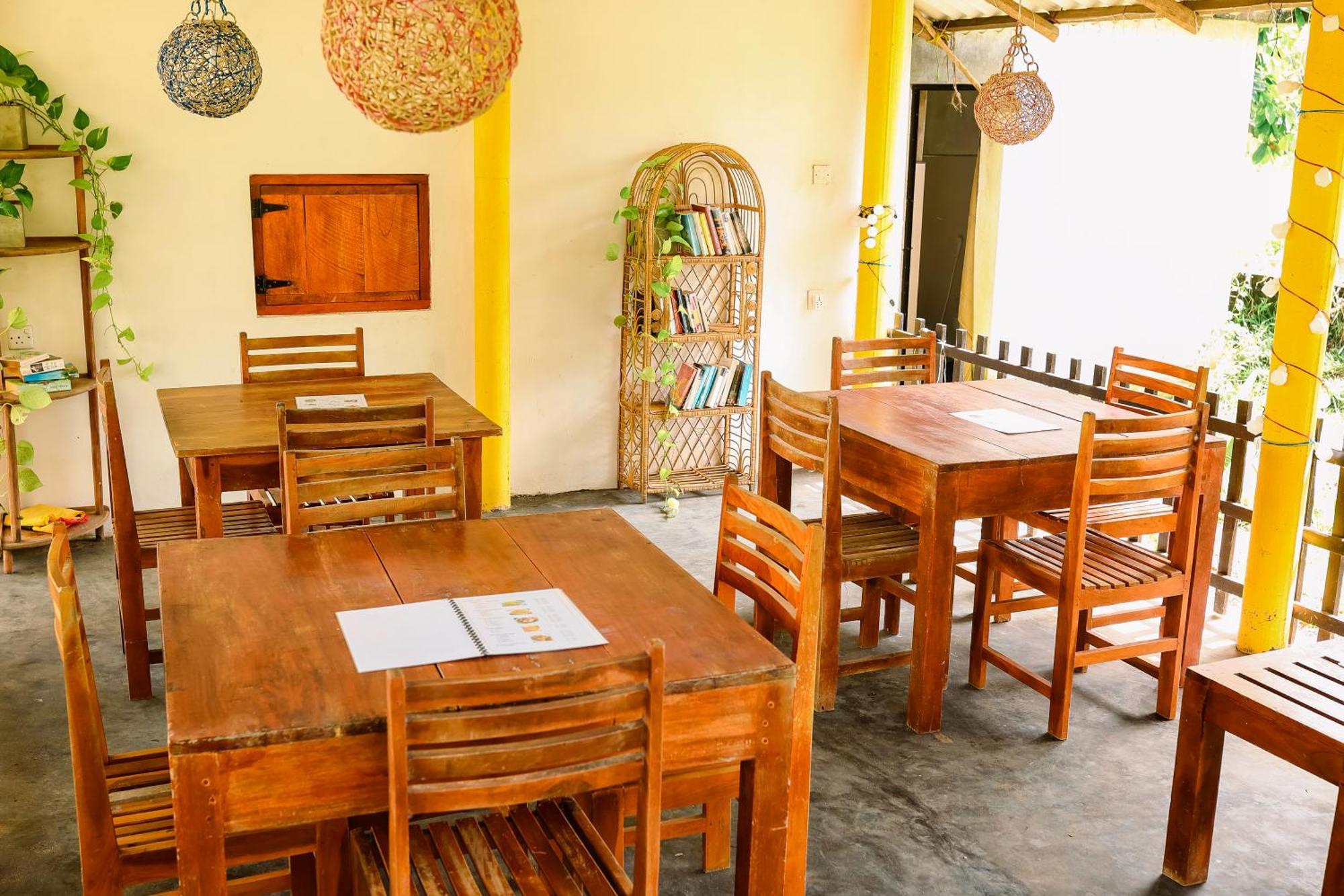 Beach Lagoon Guesthouse Tangalle Exterior foto