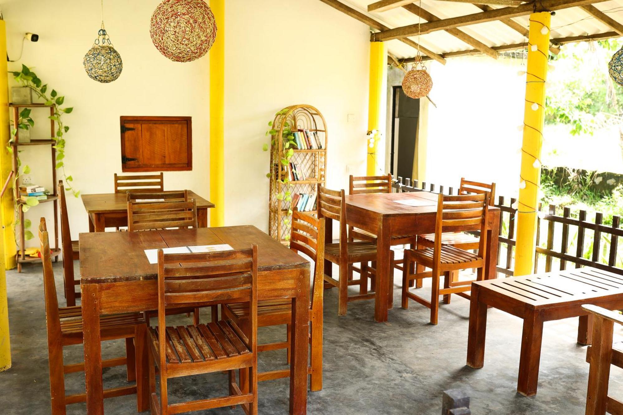 Beach Lagoon Guesthouse Tangalle Exterior foto