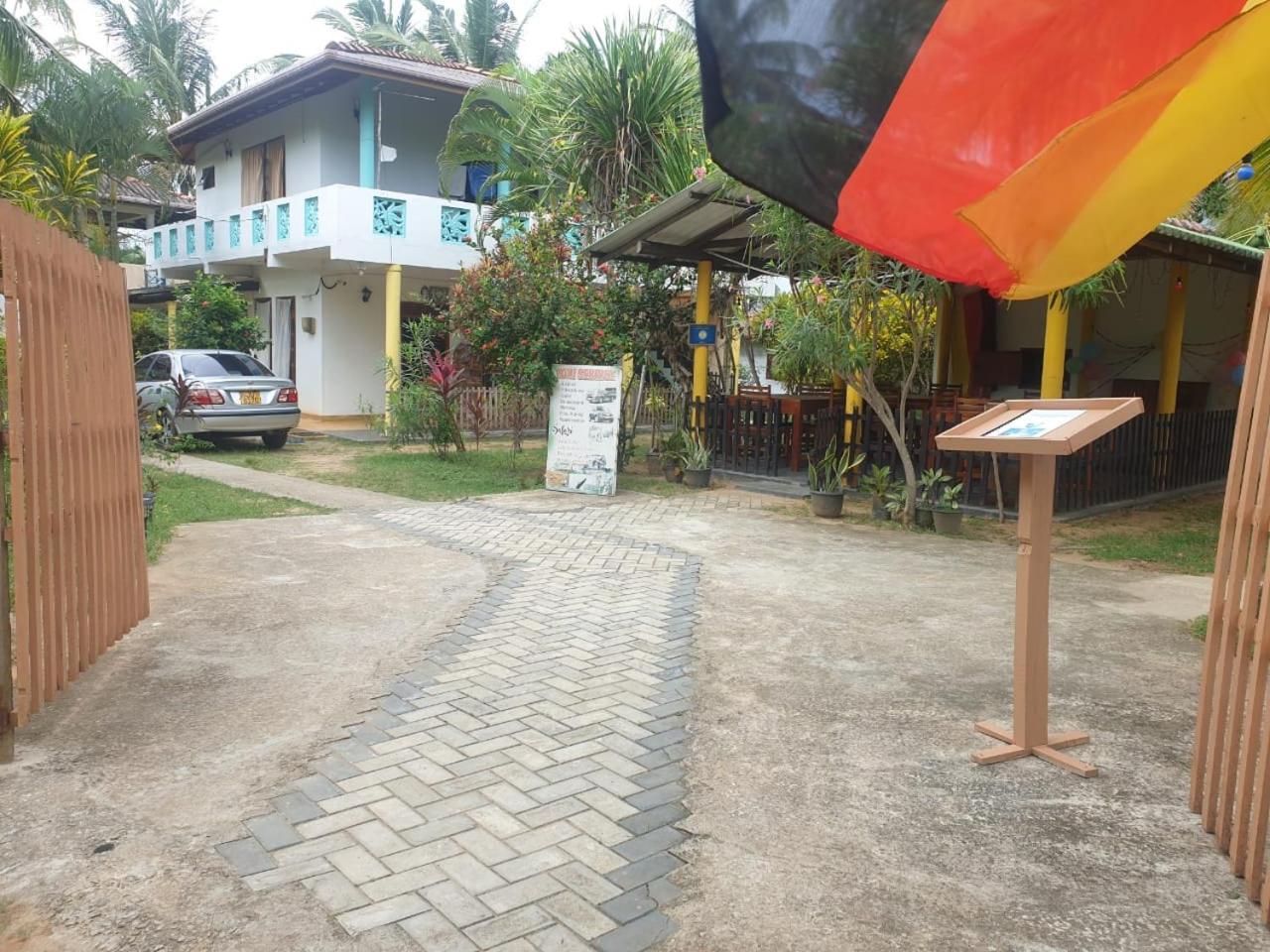 Beach Lagoon Guesthouse Tangalle Exterior foto